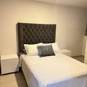 Apartamento Av El Poblado Apartamento