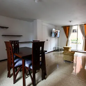Espacioso Y Comodo Hogar. Apartamento