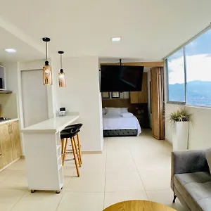 Cozy Apto In Poblado Apartamento