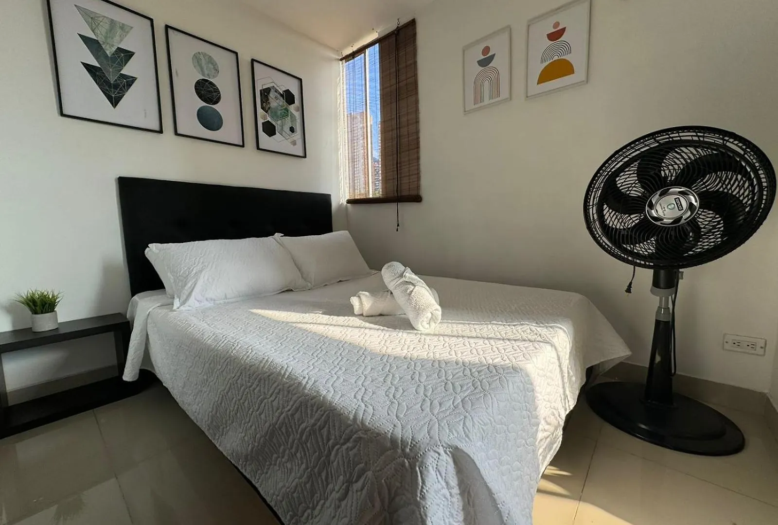 Daire Comodo Apto Poblado 2 Habitaciones Medellín