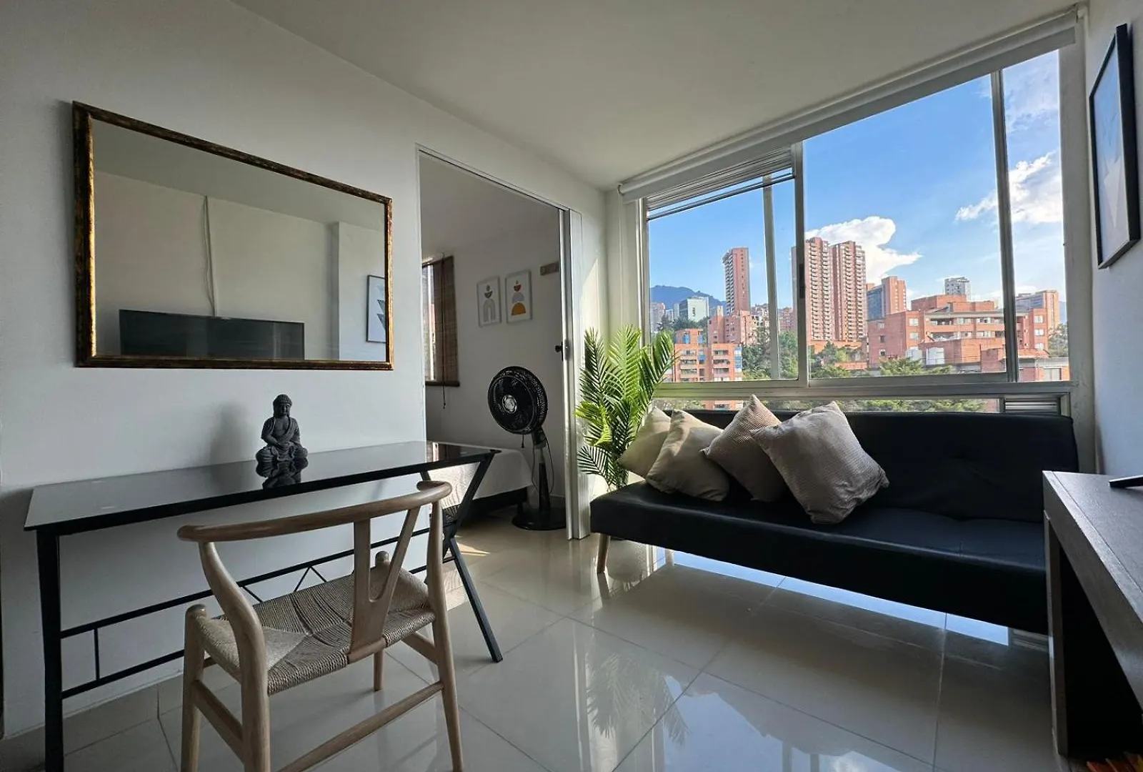 Daire Comodo Apto Poblado 2 Habitaciones Medellín Kolombiya